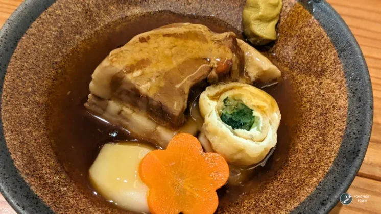 富良野スノーボード旅行の夕食で行った「侘助の富良野豚の角煮」の紹介